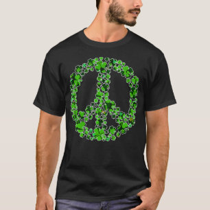 Peace Sign Shamrock St Patricks Day Irish Gift  T-Shirt