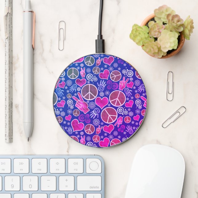 Peace Symbol Hipster Pacifism Sign Pink Wireless Charger (Desk)