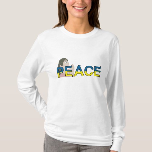 Peace text with little girl praying T_Shirt