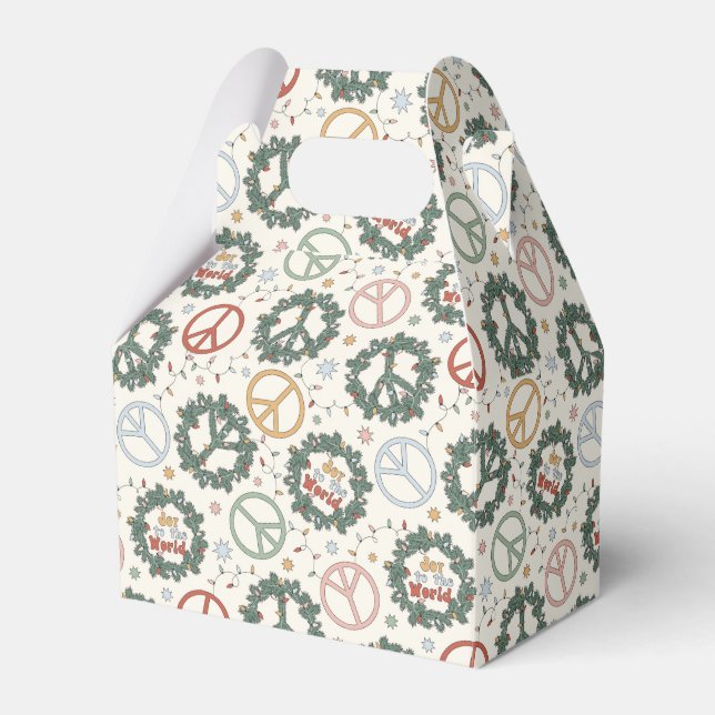 Peace Wreaths and Joy to the World Pattern Favor Boxes (Front Side)