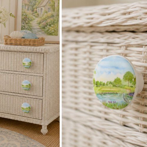 Peaceful Golf Course with Heron Ceramic Knob