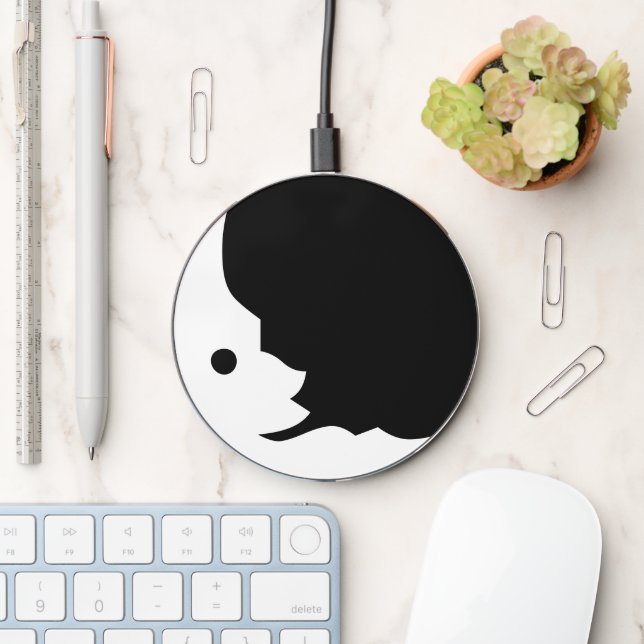 Peaceful Moon Black & White Wireless Charger (Desk)