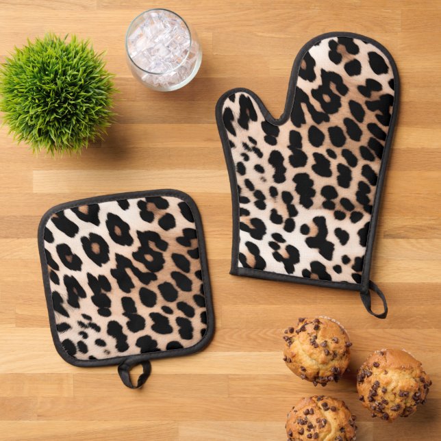 Peach Black Cream Leopard Wedding Oven Mitt & Pot Holder Set (Top Down)