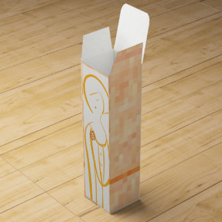 Peach tones with fashionable lady on the front wine box