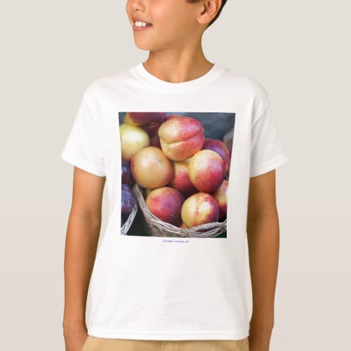 peaches in the basket T_Shirt