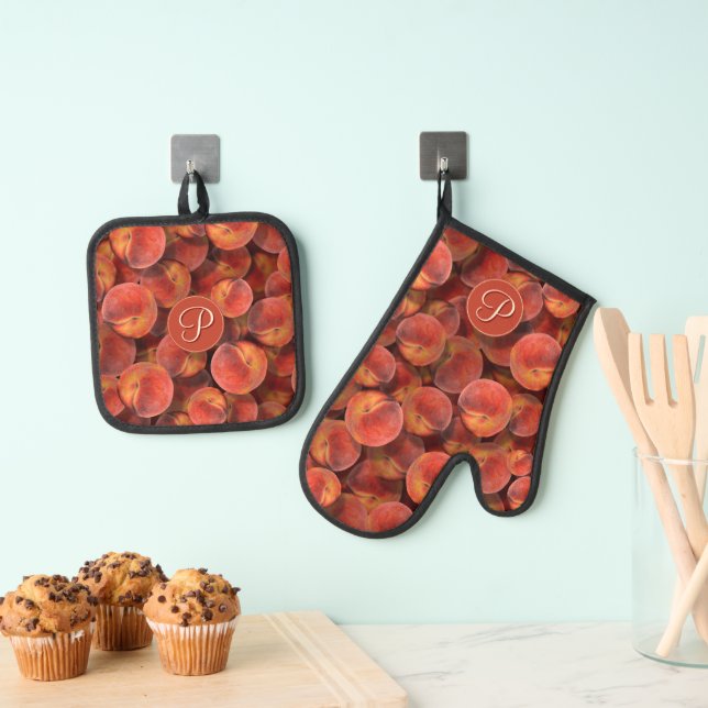 Peaches Pot Holder and Oven Mitt Set (Insitu(Hanging))
