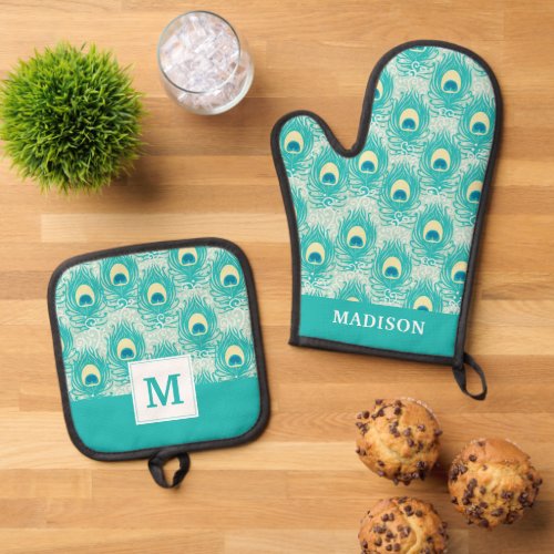 Peacock feathers pattern oven mitt  pot holder set