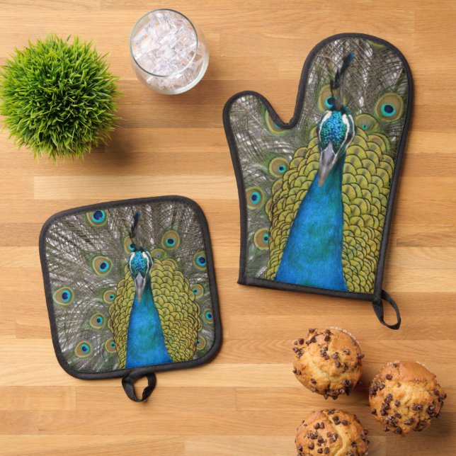 Peacock in Kauai Hawaii Oven Mitt & Pot Holder Set (Top Down)
