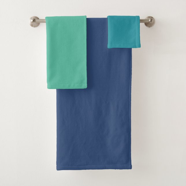 Peacock Solids Bath Towel Set (Insitu)