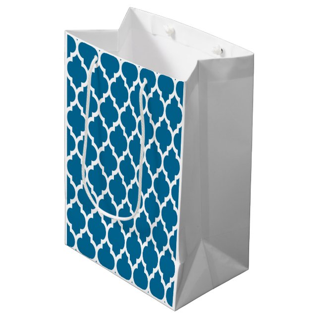 Peacock, White Moroccan Quatrefoil Pattern #4 Medium Gift Bag (Front Angled)