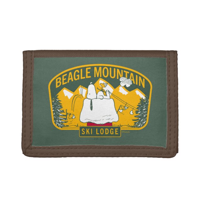 Peanuts | Beagle Mountain Ski Lodge Trifold Wallet (Front)