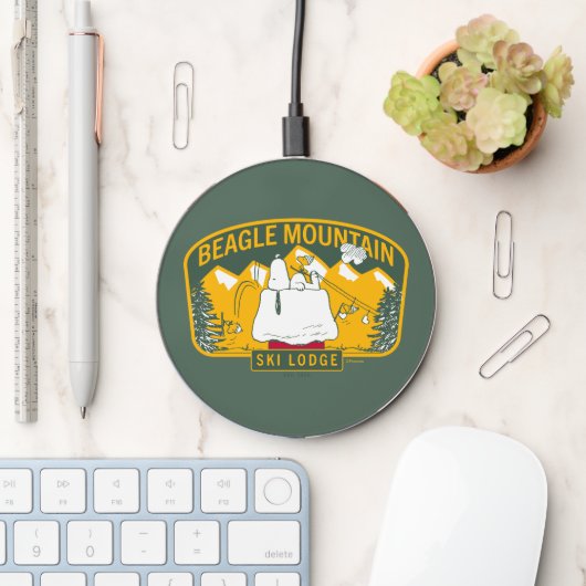 Peanuts | Beagle Mountain Ski Lodge Wireless Charger (Desk)
