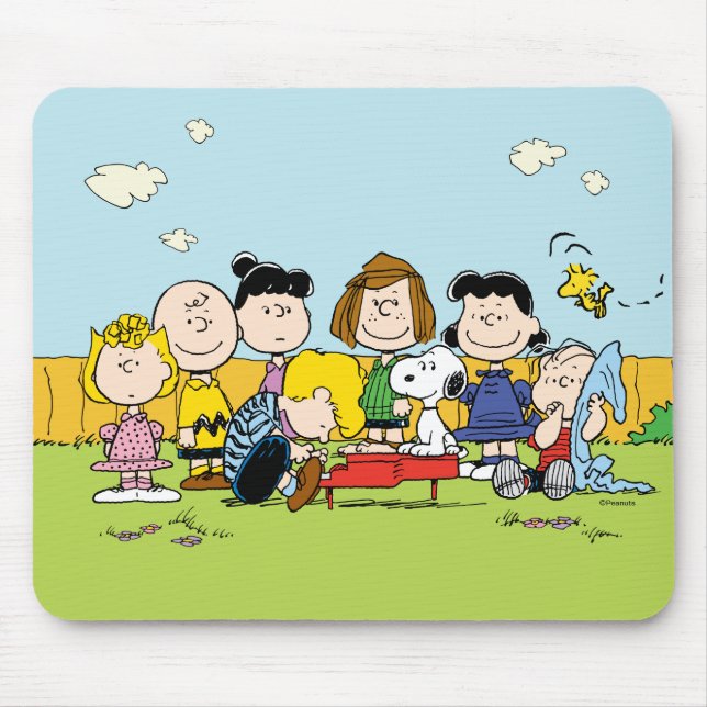 Peanuts | Charlie Brown and Gang Mouse Pad (Front)
