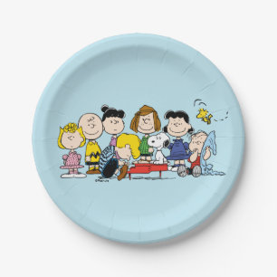 Peanuts Charlie Brown and Gang Paper Plates