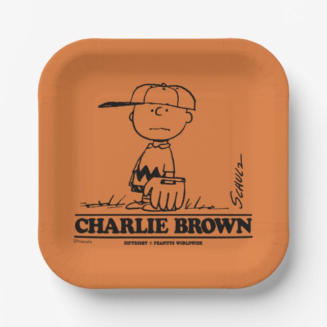 Peanuts | Charlie Brown Playing Ball Paper Plates (Front)
