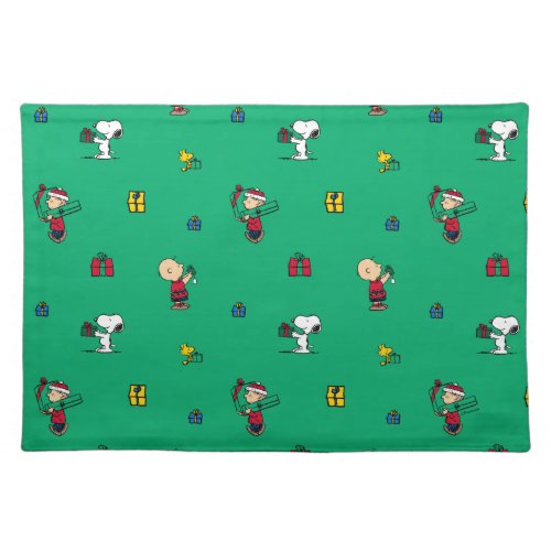 Peanuts  Christmas Gift Giving Pattern Cloth Placemat
