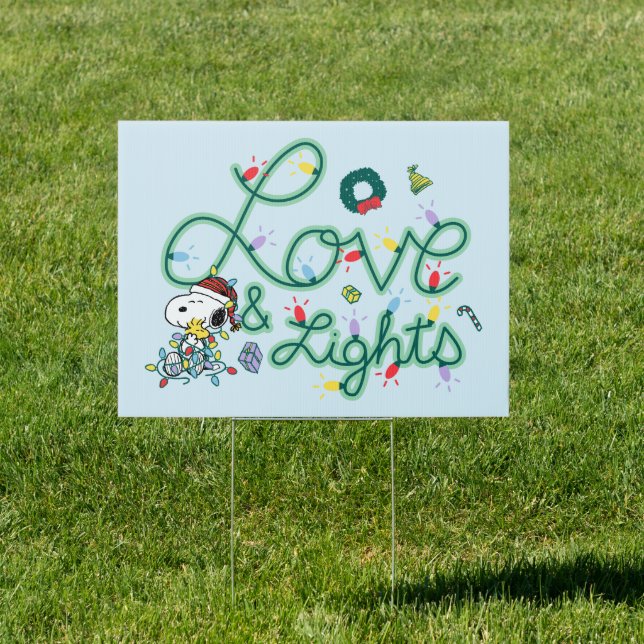 Peanuts | Christmas Love and Lights Sign (Insitu)