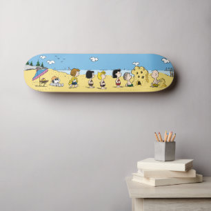 Peanuts   Day at the Beach Skateboard