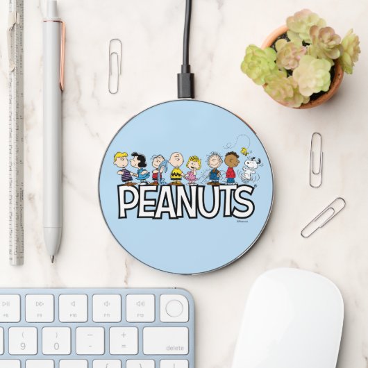 Peanuts Gang Group Lineup Wireless Charger (Desk)
