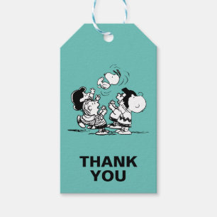 Peanuts Gang Lifting Snoopy Gift Tags