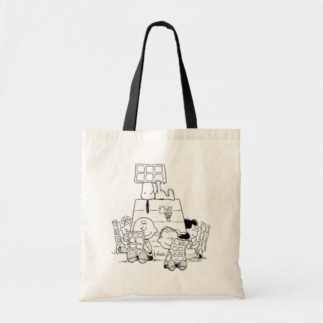 Peanuts Gang Reading Comics Tote Bag (Front)