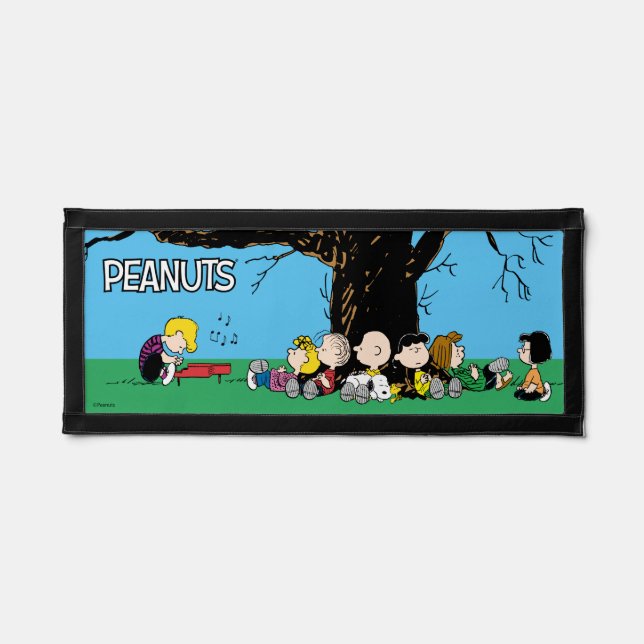 Peanuts Gang Under A Tree Pennant (Front)