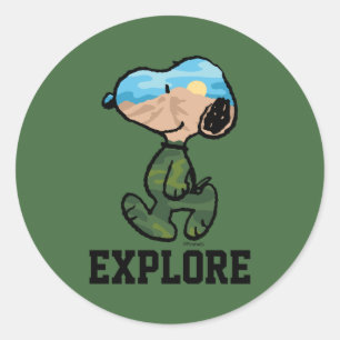 Peanuts   Great Outdoor Snoopy Classic Round Sticker
