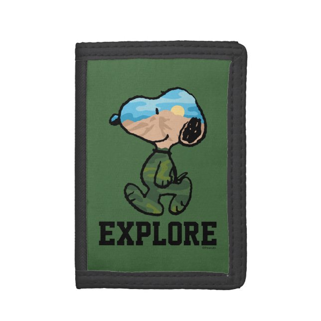 Peanuts | Great Outdoor Snoopy Trifold Wallet (Front Vertical)