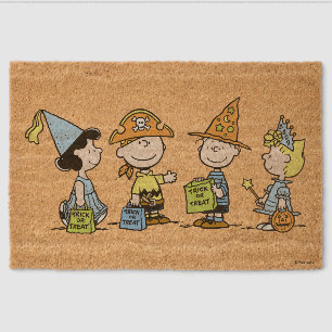 Peanuts Halloween Trick or Treaters Fiber Doormat