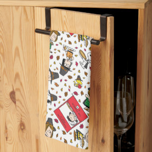 Peanuts Happy Thanksgiving Pattern Kitchen Towel