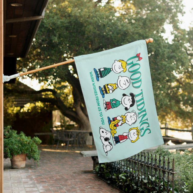 Peanuts | Holiday Good Tidings House Flag (In SItu)
