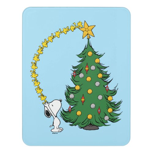 Peanuts  Holiday Tree Trimming Door Sign