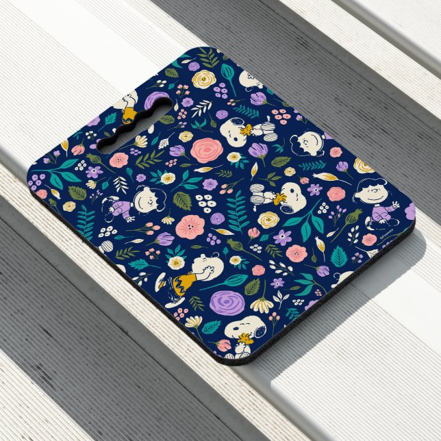 Peanuts In Bloom Pattern Seat Cushion (In Situ)