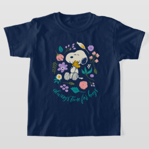 Peanuts In Bloom   Snoopy & Woodstock Flower Hug T-Shirt