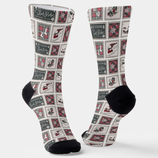 Peanuts | Old Fashioned Sleigh Rides Pattern Socks (Angled)