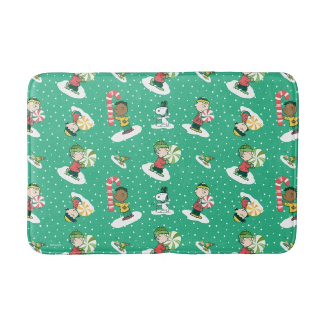 Peanuts Peppermint Dreams Snowflake Pattern Bath Mat (Front)