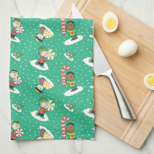 Peanuts Peppermint Dreams Snowflake Pattern Kitchen Towel