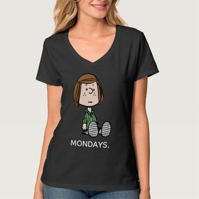 Peanuts | Peppermint Patty Sitting T-Shirt (Front)