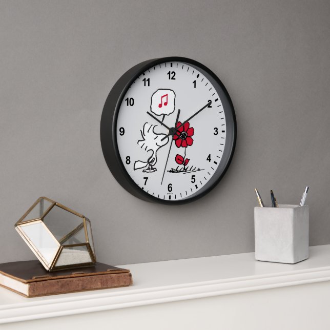 PEANUTS | Red & Black Pattern Clock (Office)