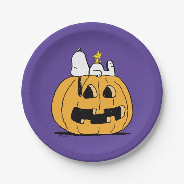 Peanuts | Snoopy and Woodstock Jack-O-Lantern Paper Plates (Front)