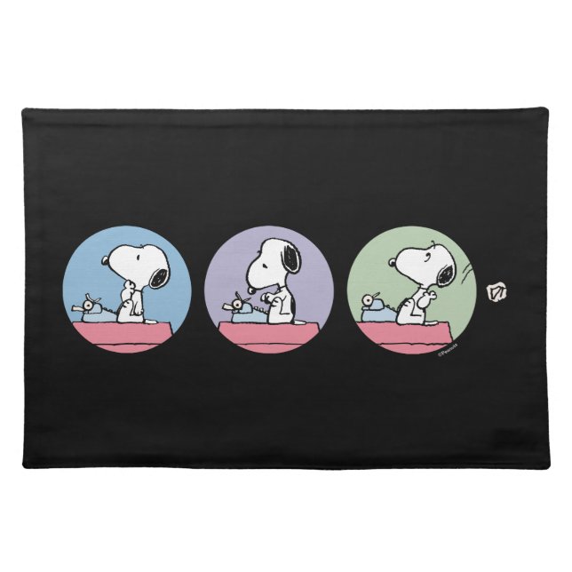 Peanuts | Snoopy at the Typewriter Cloth Placemat (Front)