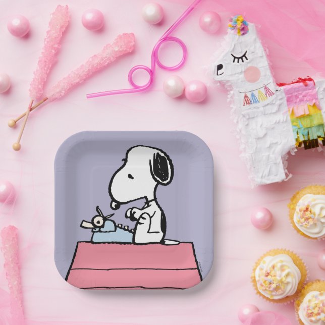 Peanuts | Snoopy at the Typewriter Paper Plates (Party)