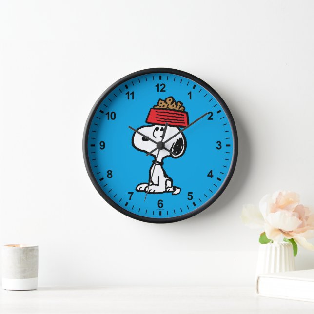 Peanuts | Snoopy Balancing His Dog Dish Clock (Home)