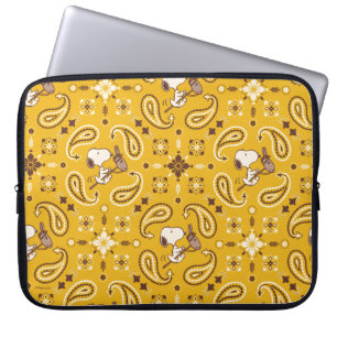 Peanuts   Snoopy Bandana Cowboy Laptop Sleeve