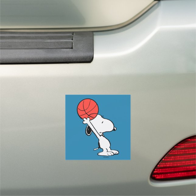 Peanuts | Snoopy Basketball Hoop Shot Car Magnet (In Situ)