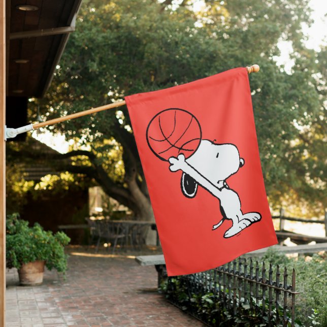 Peanuts | Snoopy Basketball Hoop Shot House Flag (In SItu)
