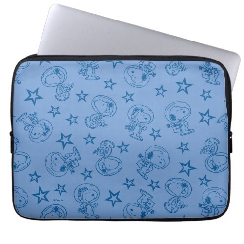 Peanuts  Snoopy Blue Space Astronaut Pattern Laptop Sleeve