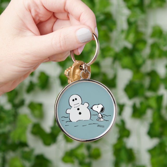Peanuts | Snoopy Builds A Snowman Keychain (Hand)