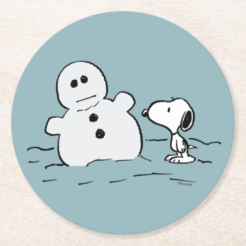 Peanuts  Snoopy Builds A Snowman Round Paper Coaster