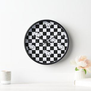 Peanuts   Snoopy Checkered Flag Clock